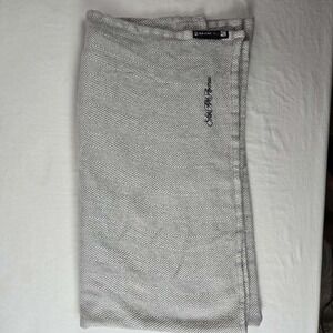 Saks Fifth Avenue United Airlines Polaris Grey Herringbone Blanket Travel 56X48